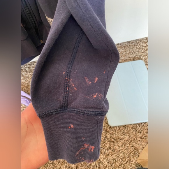 Michael Jordan, Medium, Navy blue zip up hoodie. Size M. - Picture 4 of 8